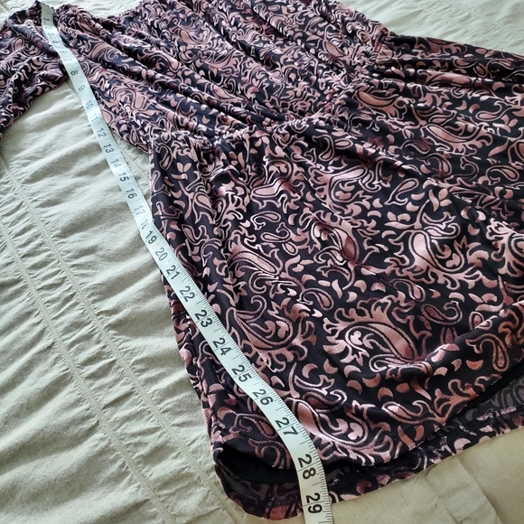 Ecote Velvet Off-Shoulder Burnout Floral Romper - Picture 11 of 13